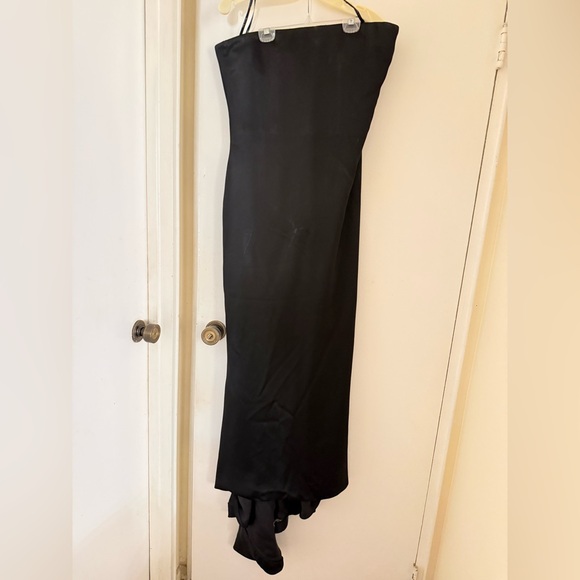 Reem Acra Black evening satin strapless gown